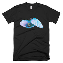 The World is Your Oyster Short sleeve t-shirt